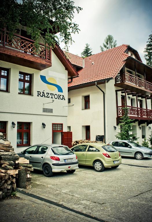 Penzion U Raztoky Hotel Rusava Exterior photo